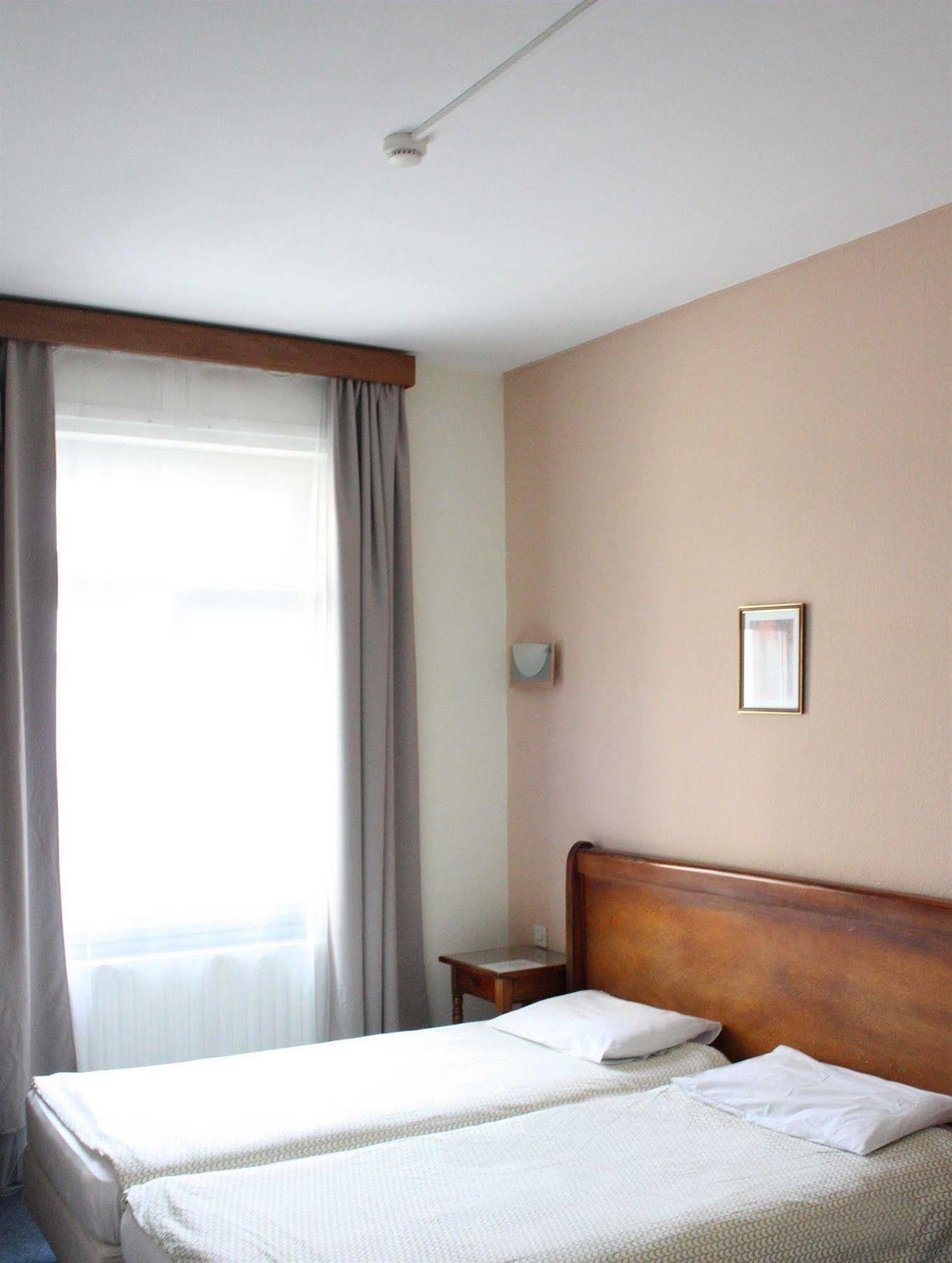 Hotel Bristol Luxemburgo Exterior foto